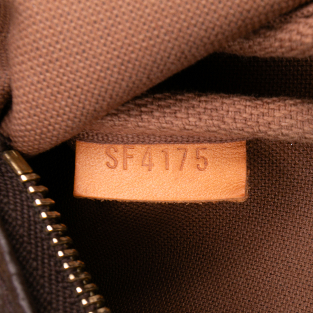 Pre-Loved Louis Vuitton Monogram Evasion Illustre Mini Pochette Accessories - Picture 6 of 10